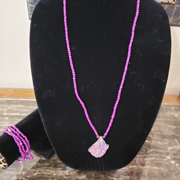 PURPLE BEAUTY NECKLACE & BRACELET SET - Picture 8 of 12